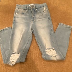 Jeans faded wash with distressing